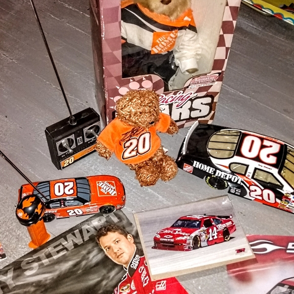 Nascar Tony Stewart - Picture 4 of 5